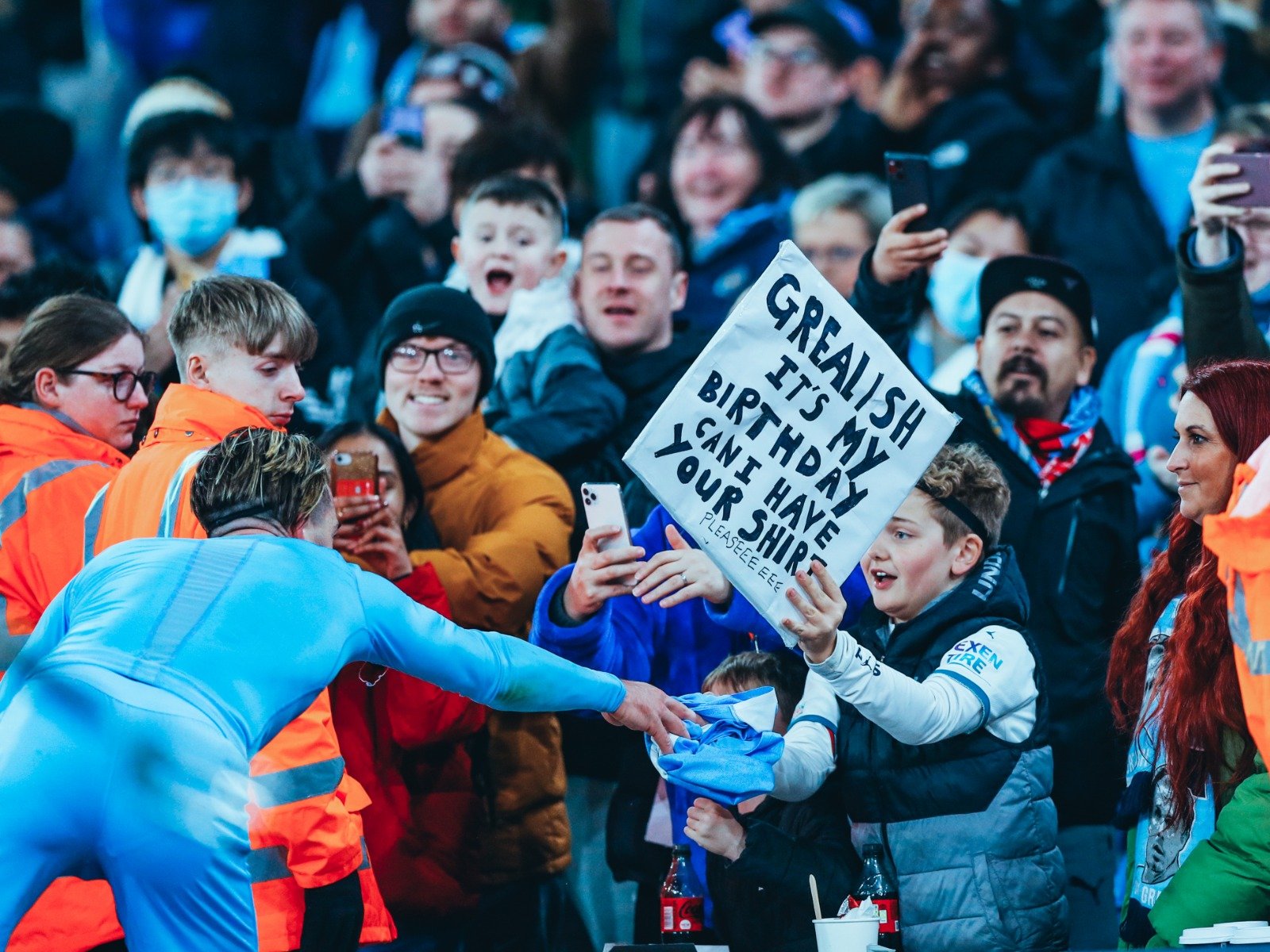 场上展示实 场上展示实